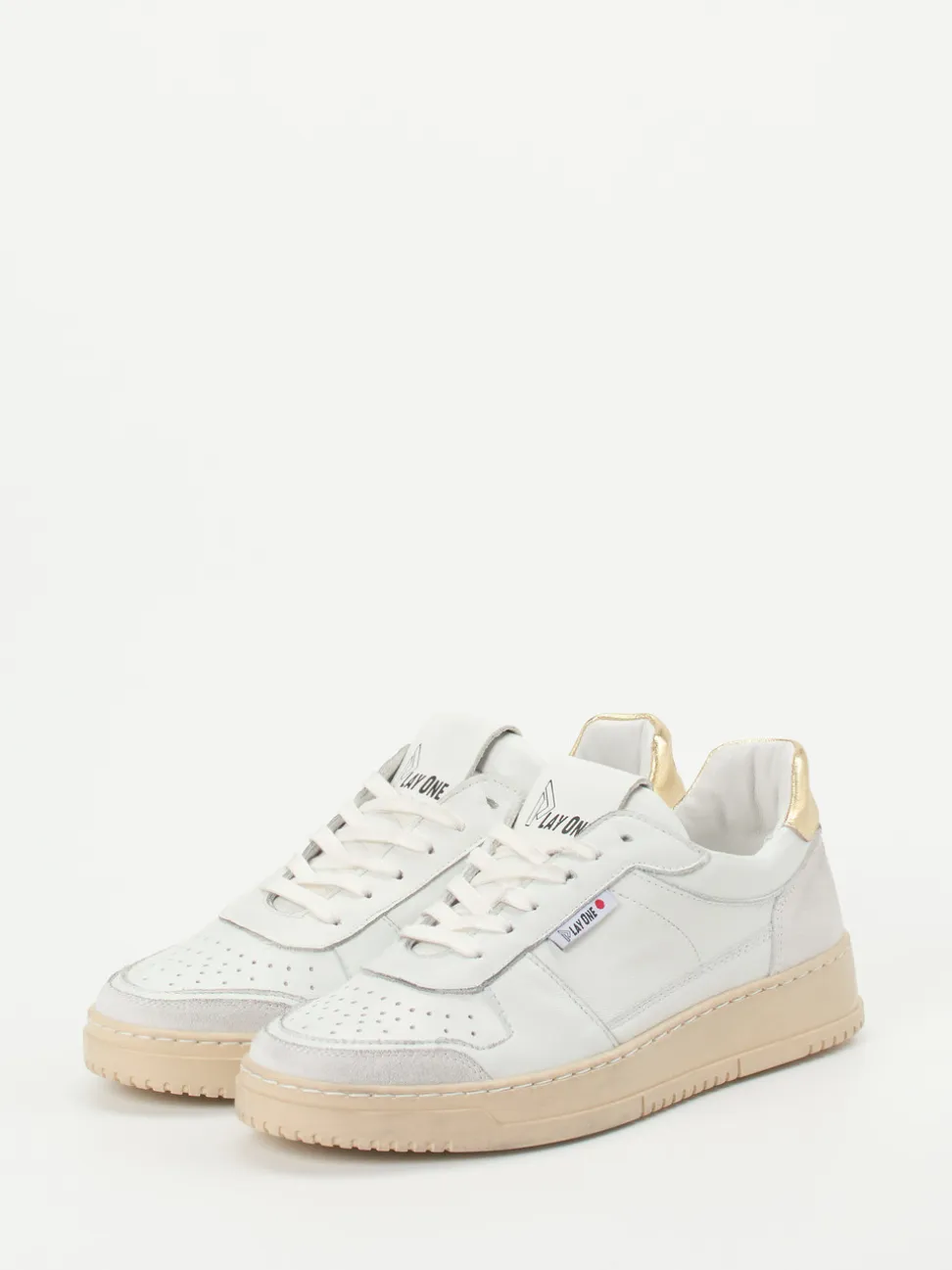 Play One – Sneaker aus Kalbleder mit Goldakzent
