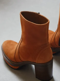 Pons Quintana – Plateau-Stiefeletten aus Veloursleder Cognac