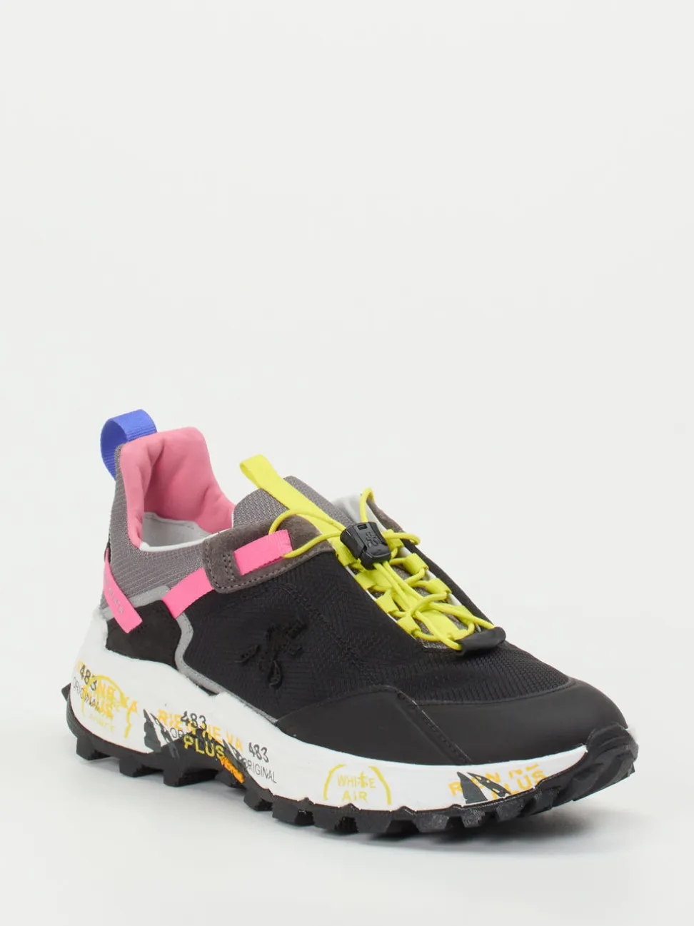 Premiata – Trail-Sneaker aus Textil in Schwarz