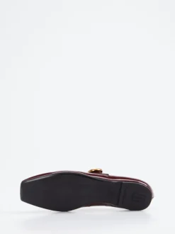 Pretty Ballerinas – Mary Janes aus Lackleder Bordeaux