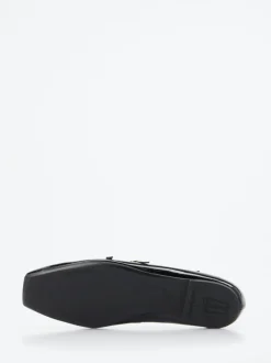 Pretty Ballerinas – Mary Janes aus Lackleder Schwarz