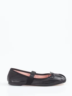 Pretty Ballerinas – Mary Janes aus Lammleder schwarz