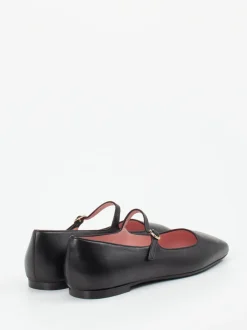 Pretty Ballerinas – Mary Janes aus Kalbleder Schwarz