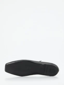 Pretty Ballerinas – Mary Janes aus Kalbleder Schwarz
