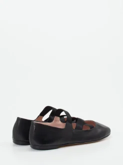 Pretty Ballerinas – Riemchen-Ballerinas aus Lammleder Schwarz