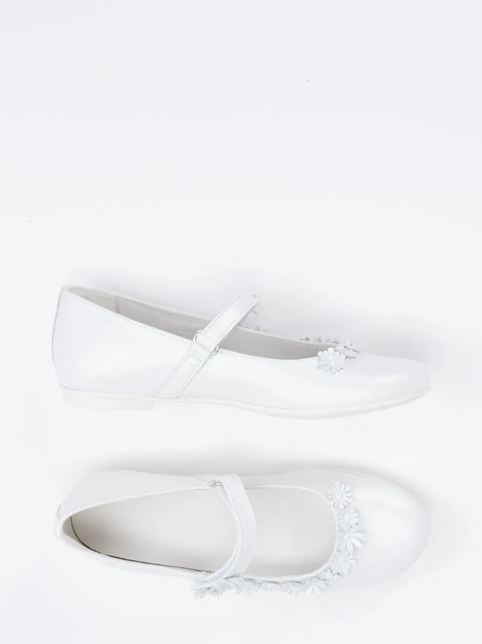Primigi – Mary Janes aus Kalbleder mit Blumen
