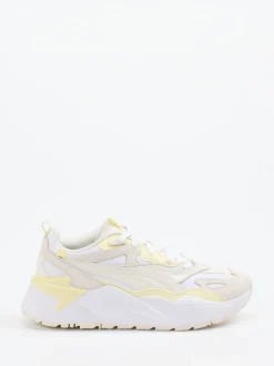 Puma – Chunky Sneaker aus Veloursleder cremeweiß