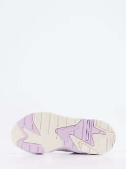 Puma – Chunky Sneaker aus Veloursleder cremeweiß