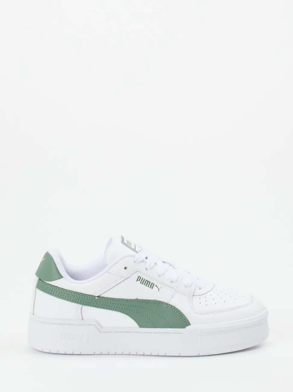Puma – Low-Top Sneaker aus Leder in Weiß