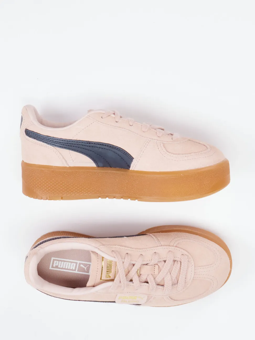 Puma – Platform Sneaker aus Veloursleder in Rosa