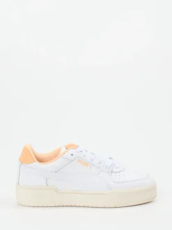 Puma – Sneaker aus Glattleder in Weiß mit Pastell