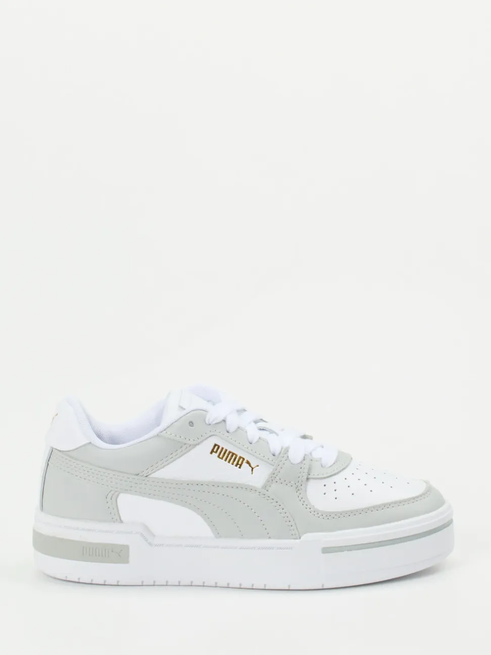 Puma – Sneaker aus Leder in Weiß mit Retro-Charme