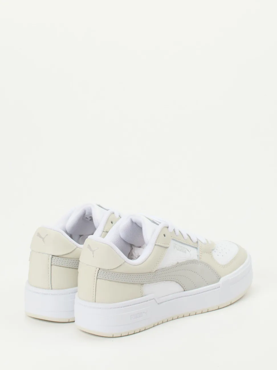 Puma – Sneaker aus Leder-Mesh-Mix in Offwhite
