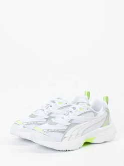 Puma – Sneaker aus Textil mit Neon-Details