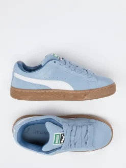 Puma – Sneaker aus Veloursleder in Hellblau