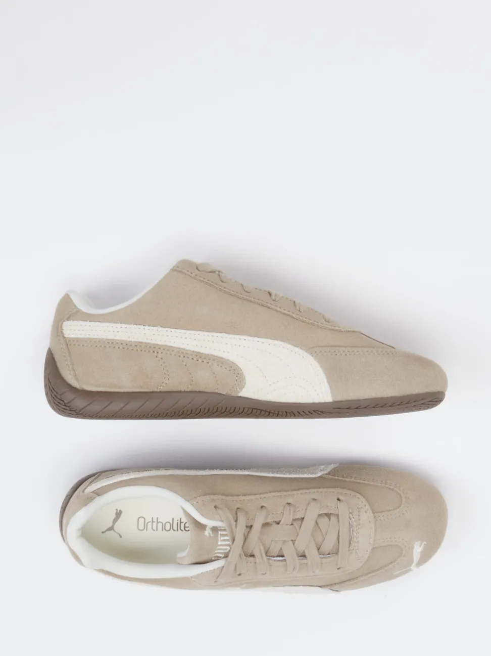 Puma – Sneaker aus Veloursleder in Beige