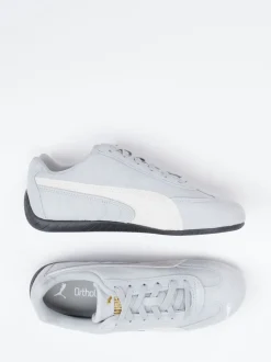 Puma – Sneaker aus Veloursleder in Hellgrau