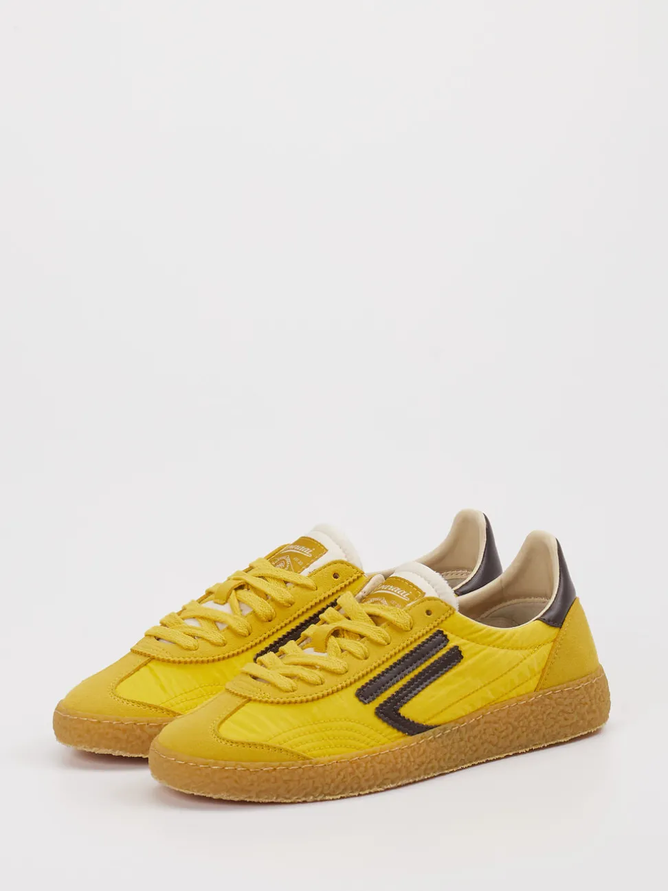 Puraai – Retro-Sneaker aus Veloursleder/Textil gelb