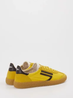 Puraai – Retro-Sneaker aus Veloursleder/Textil gelb