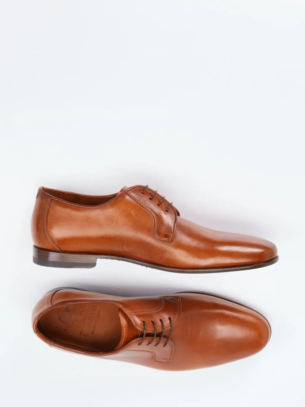 Quarvif – Derby-Schnürschuh aus Glattleder Cognac