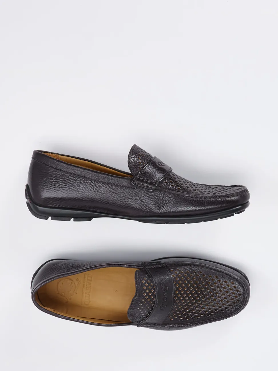 Quarvif – Loafer aus Elchleder mit Perforation