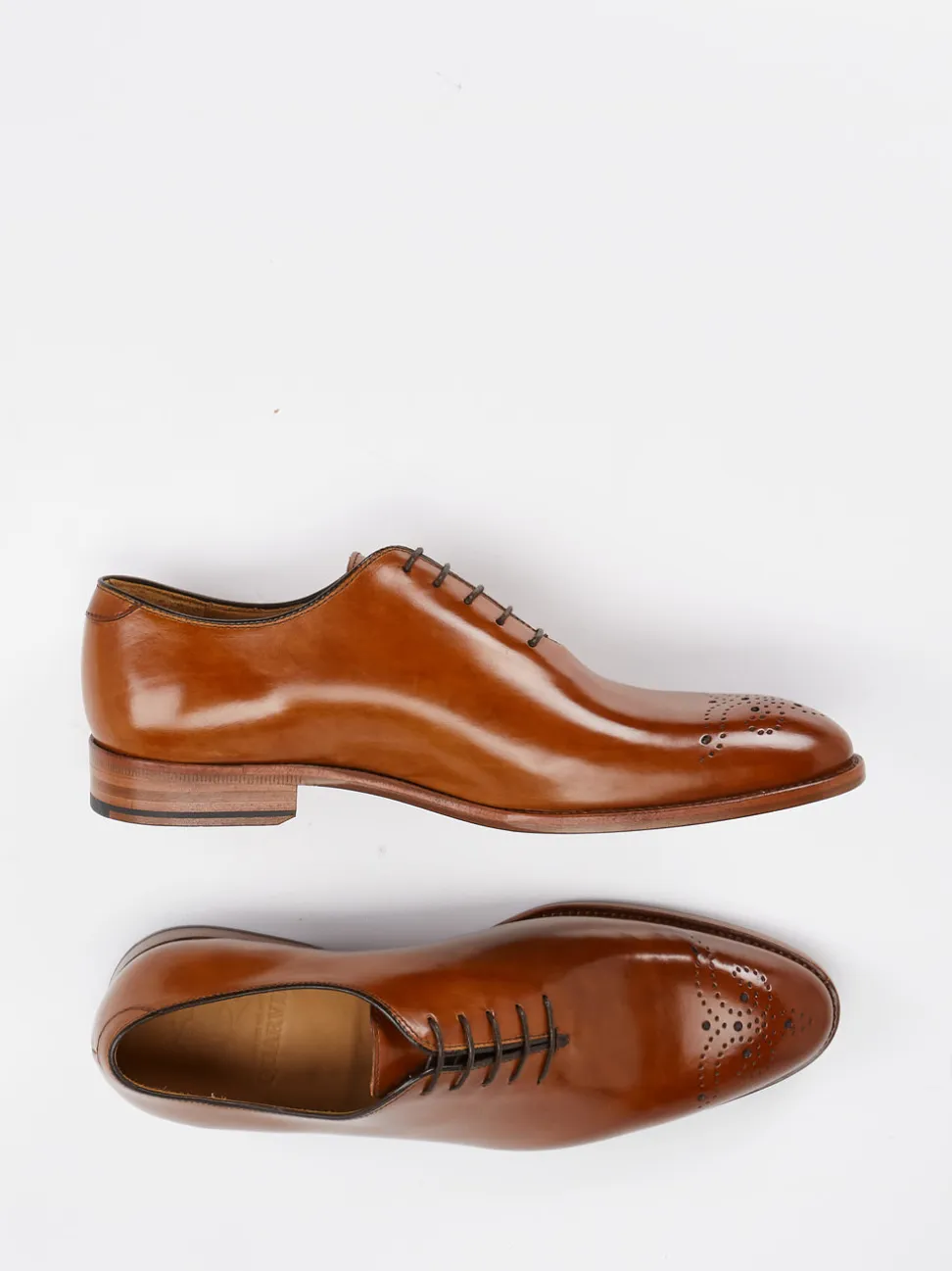 Quarvif – Oxford aus Kalbleder in Cognacbraun