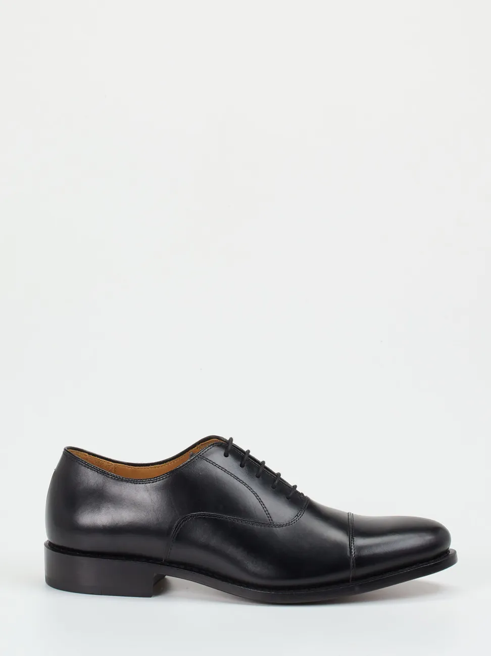 Quarvif – Oxford-Schnürschuh aus Kalbleder Schwarz