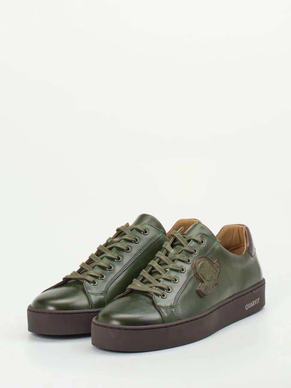 Quarvif – Sneaker aus Kalbleder Olivgrün