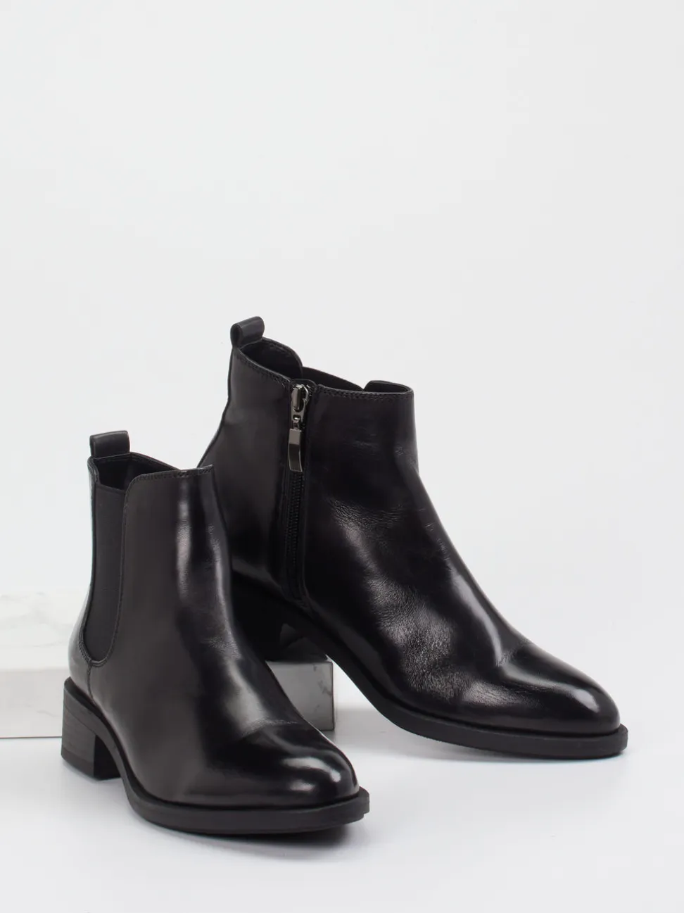 Ralph Harrison – Chelsea Boots aus Lammleder schwarz