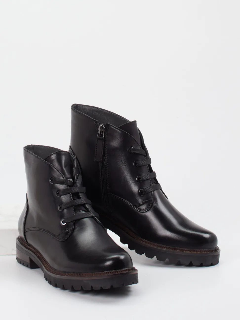 Ralph Harrison – Schnürboots aus Lammleder schwarz