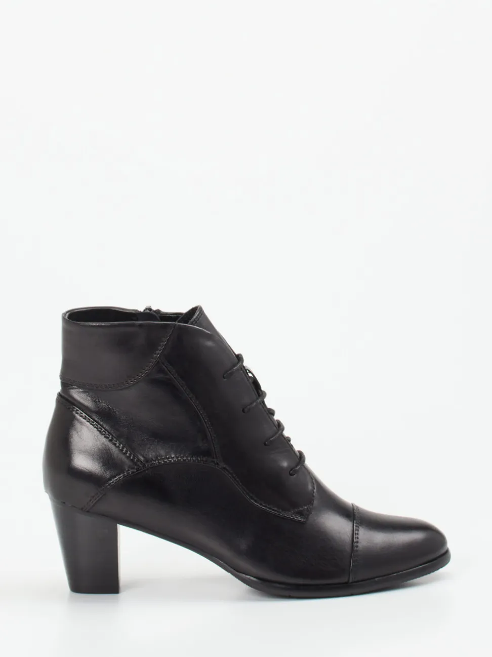 Ralph Harrison – Schnürstiefelette aus Lammleder schwarz