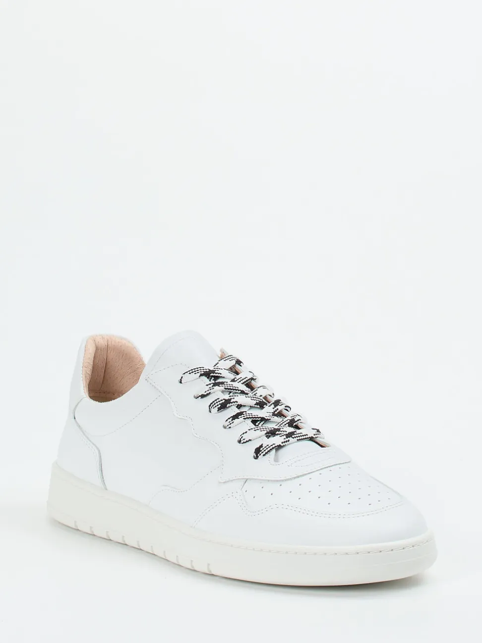 Ralph Harrison – Sneaker aus Kalbleder in Weiß
