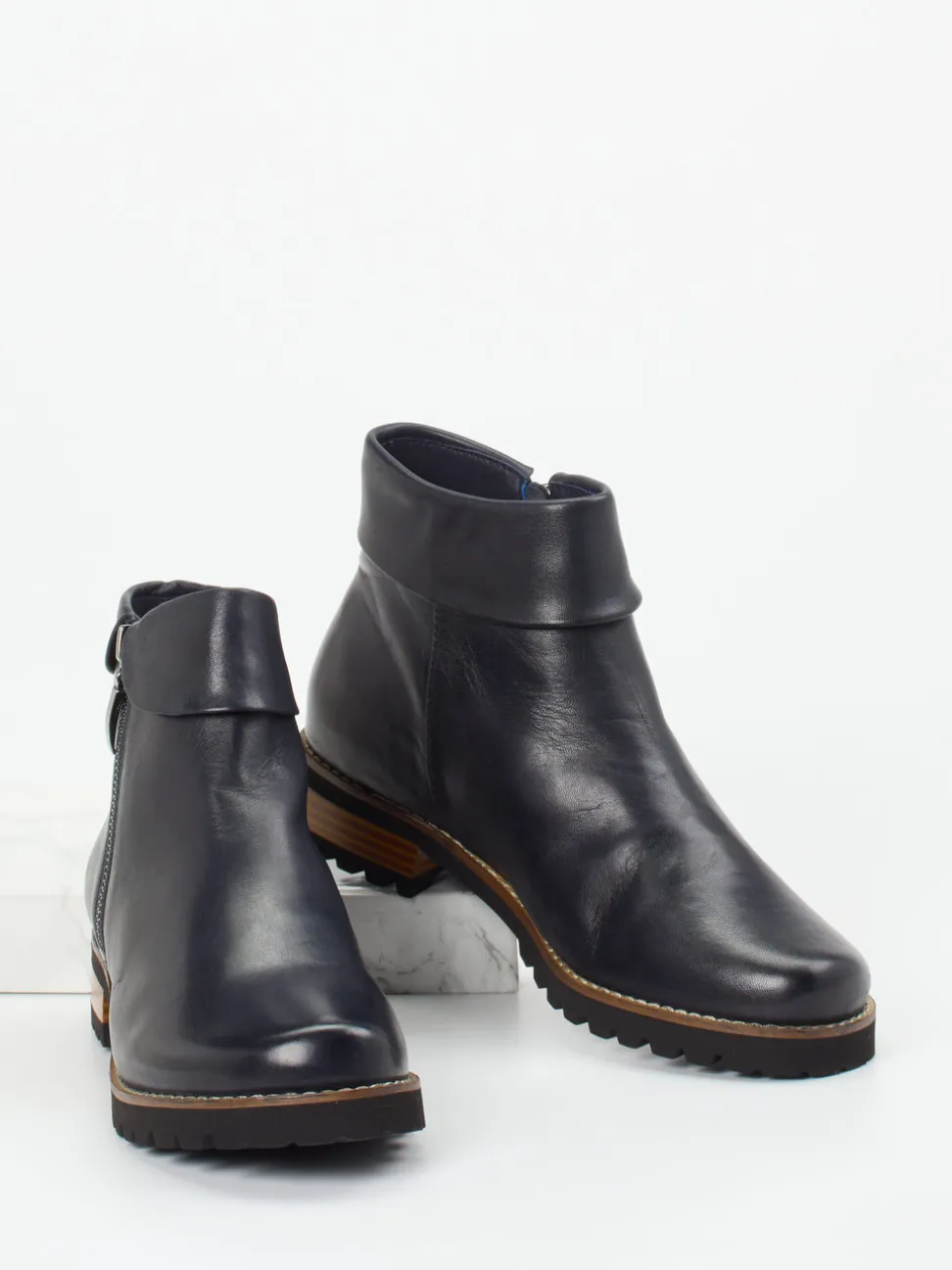 Ralph Harrison – Stiefeletten aus Lammleder Dunkelblau