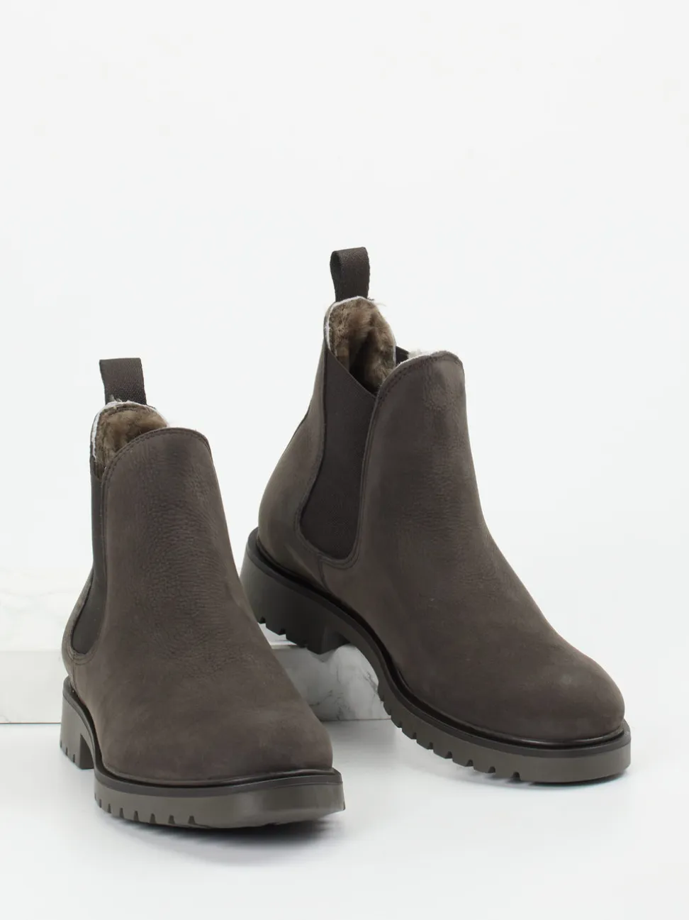 Ralph Harrison Classic – Chelsea Boots aus Nubukleder grau