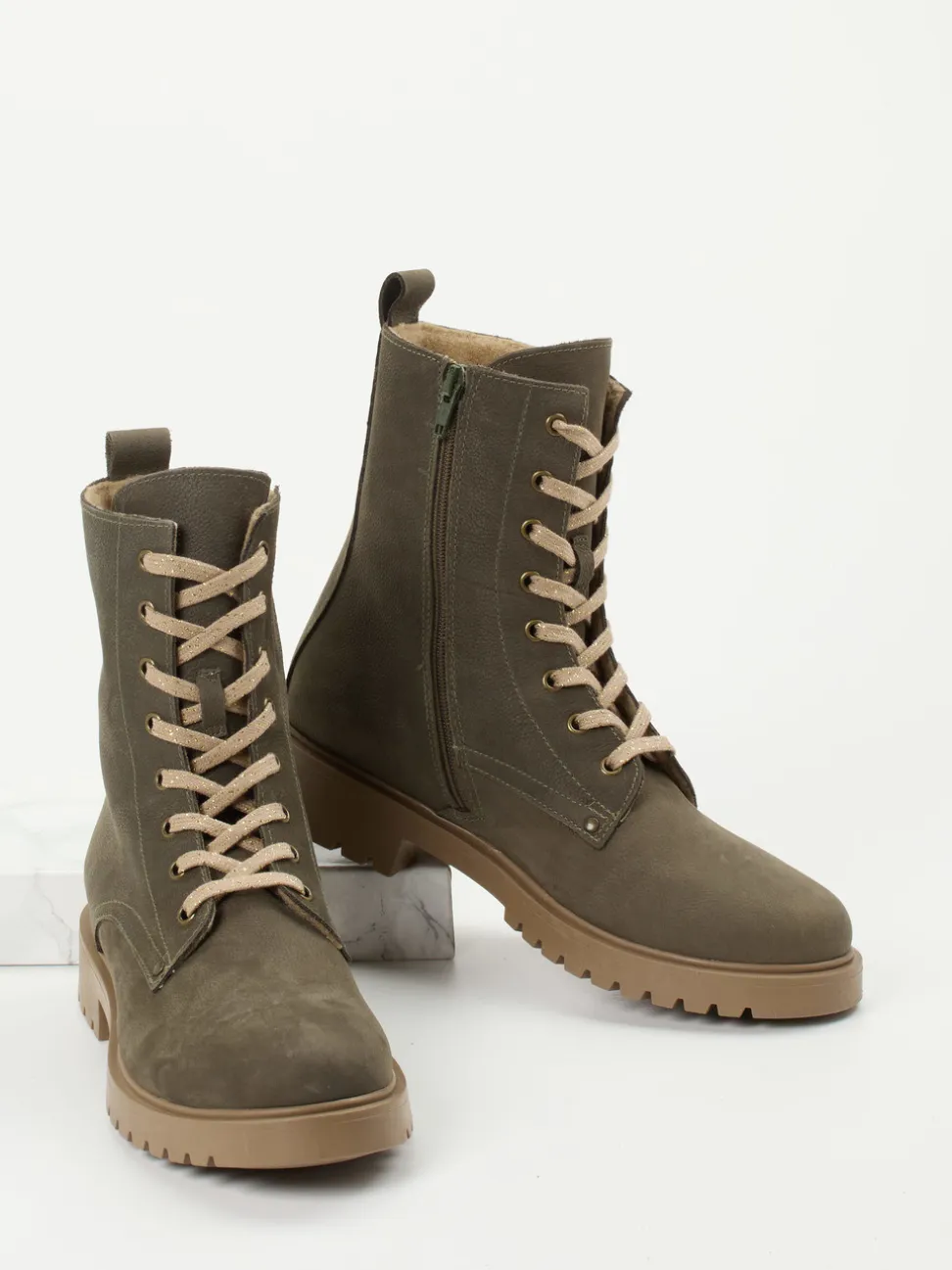Ralph Harrison Classic – Combat Boots aus Nubukleder olivgrün