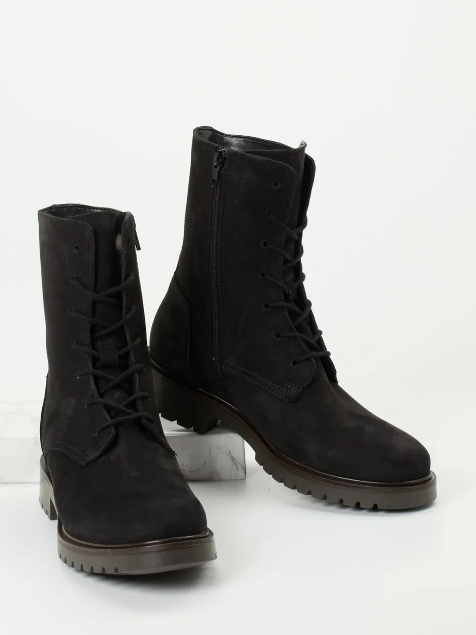 Ralph Harrison Classic – Schnürboots aus Nubukleder schwarz