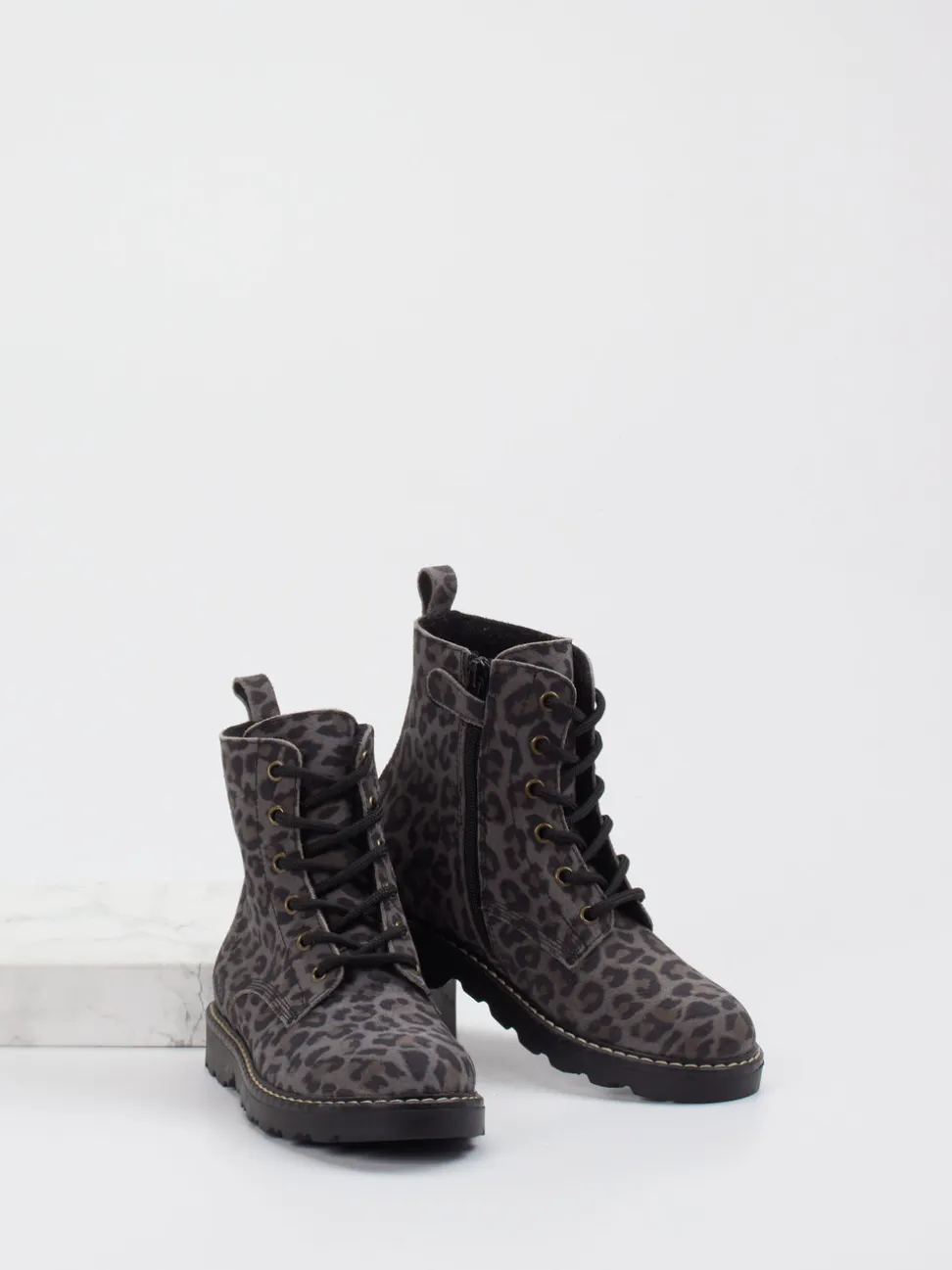 Ralph Harrison Classic – Schnürboots aus geprägtem Leder grau