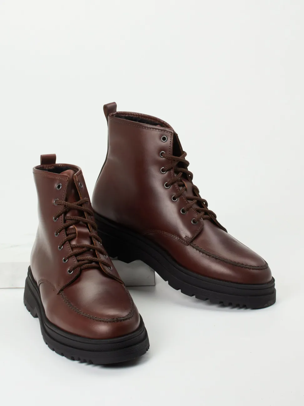 Ralph Harrison Country – Schnürboots aus Fettleder braun