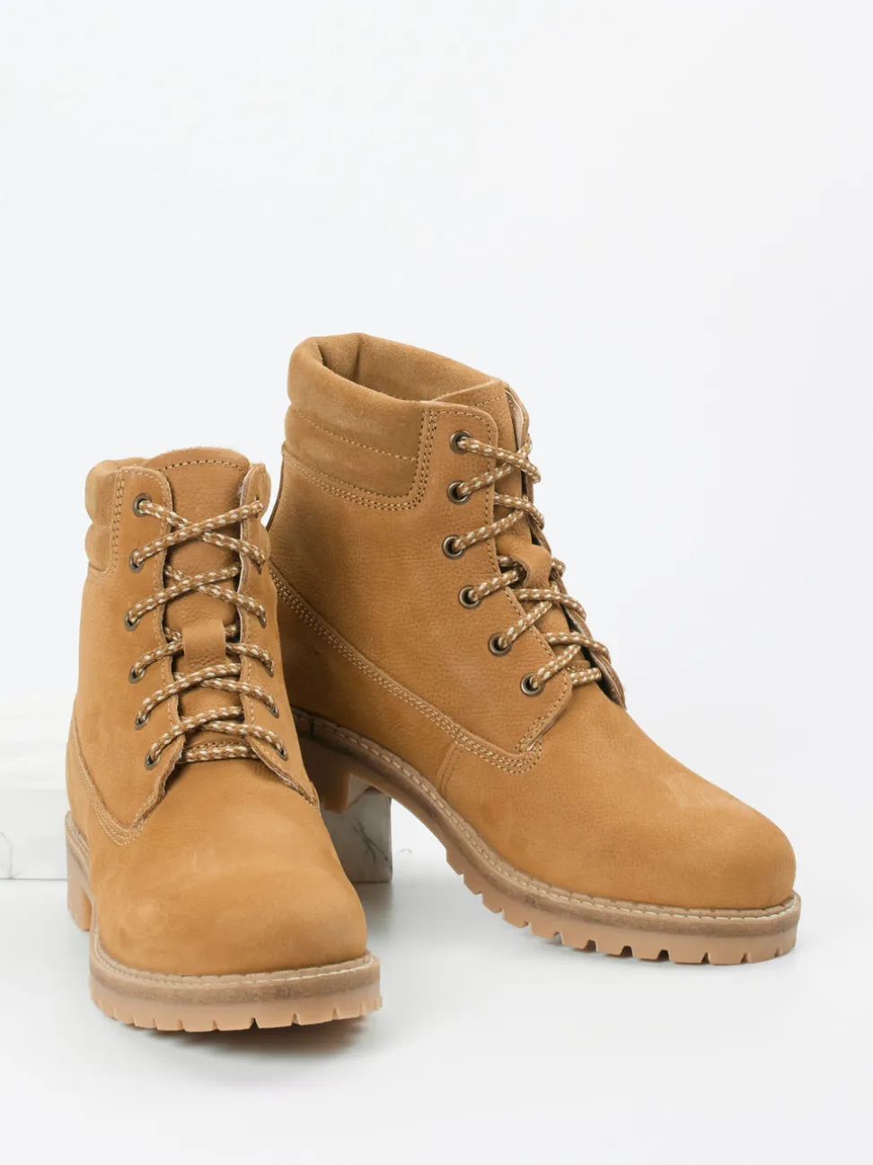 Ralph Harrison Country – Schnürboots aus Nubukleder hellbraun