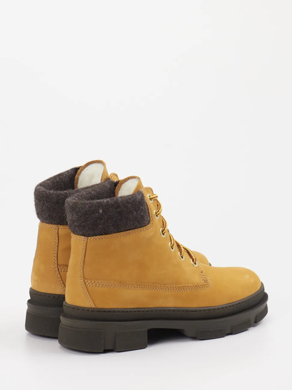 Ralph Harrison Country – Schnürboots aus Nubukleder honigbraun