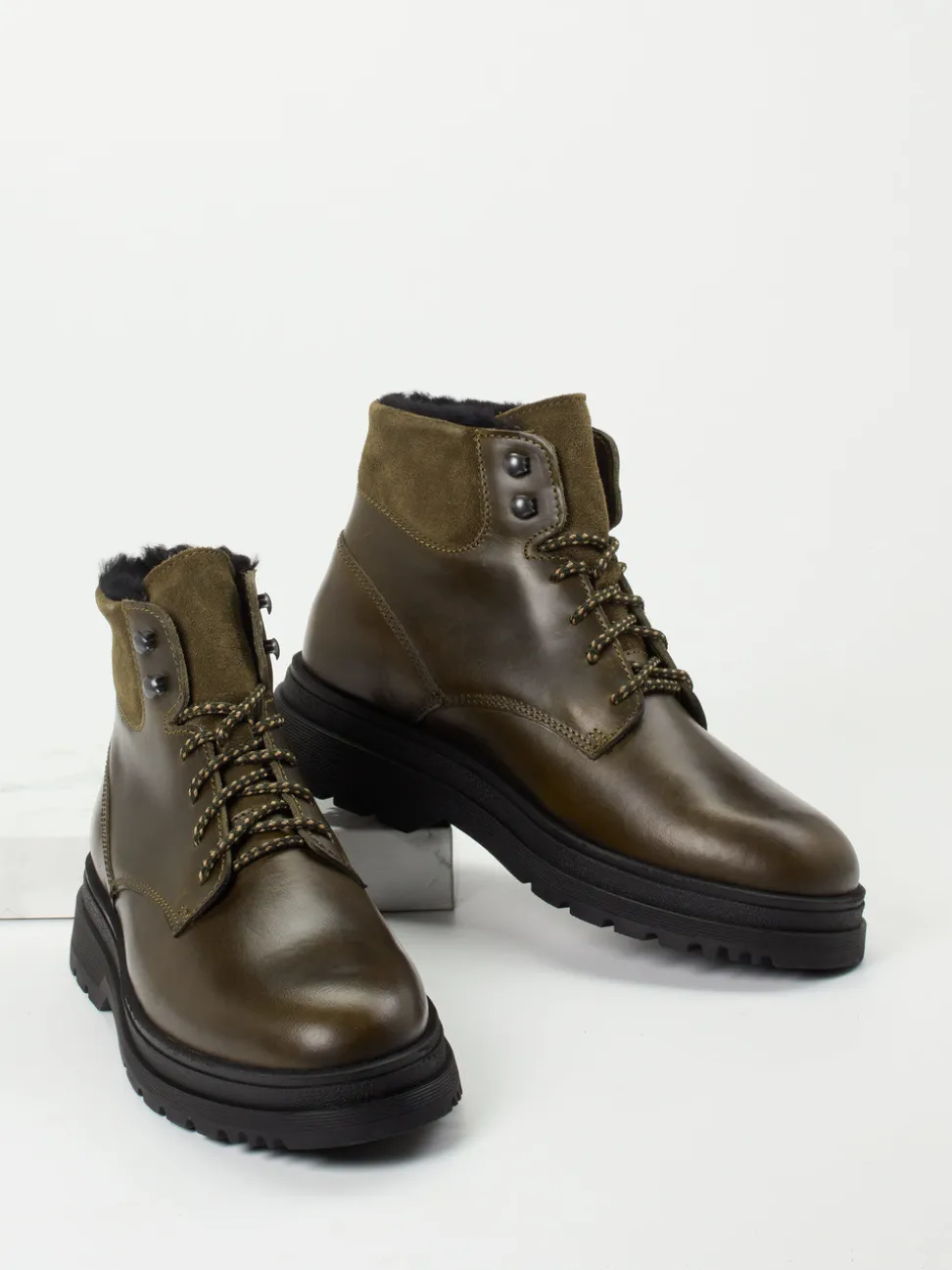 Ralph Harrison Country – Schnürboots aus Fettleder olivgrün