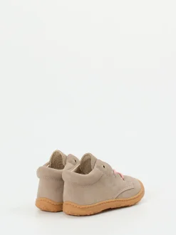 Ricosta – Lauflernschuh aus Nubukleder sandbeige
