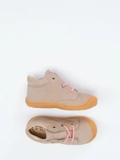 Ricosta – Lauflernschuh aus Nubukleder sandbeige
