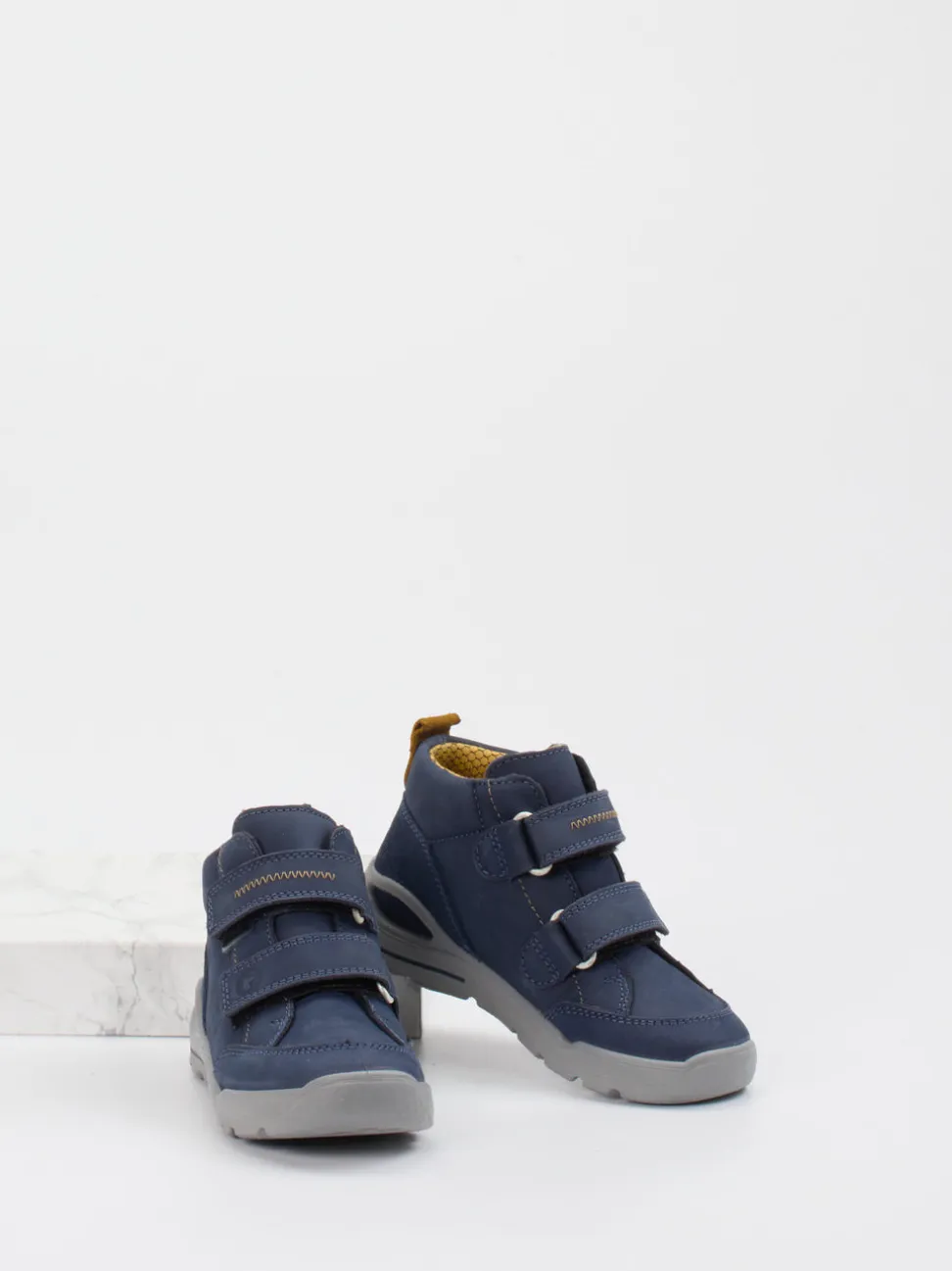 Ricosta – Outdoor-Sneaker aus Nubukleder blau