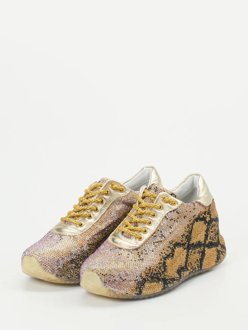 Rise – Sneaker aus Metallicleder mit Strass in Gold
