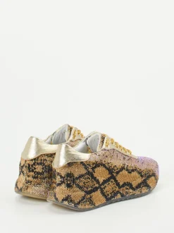 Rise – Sneaker aus Metallicleder mit Strass in Gold