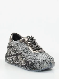 Rise – Sneaker aus Metallic-Textil in Silbergrau