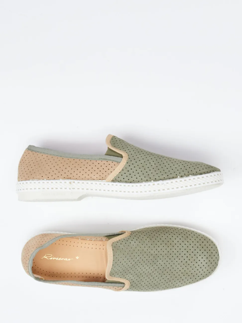 Rivieras – Slipper aus Veloursleder in Salbeigrün