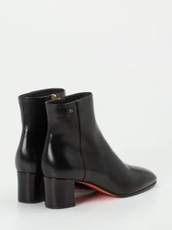 Santoni – Ankle Boots aus Lammleder in Schwarz