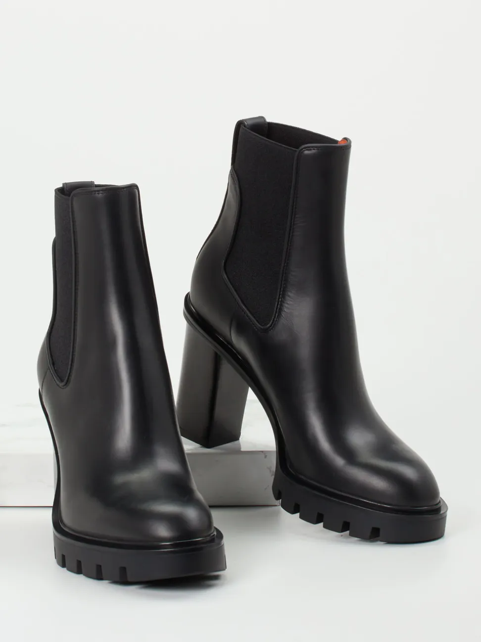 Santoni – Chelsea Boots aus Hochglanzleder Schwarz